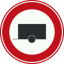Bord C10: Closed to vehicles with trailers