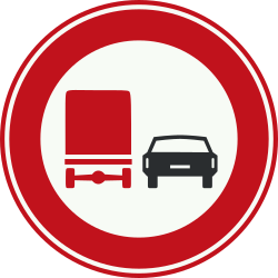 Bord F3: Overtaking Ban for Trucks